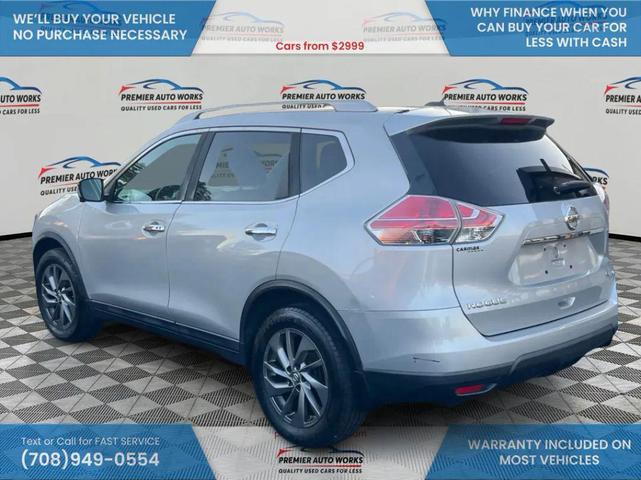 Photo of 2016 Brilliant Silver Nissan Rogue