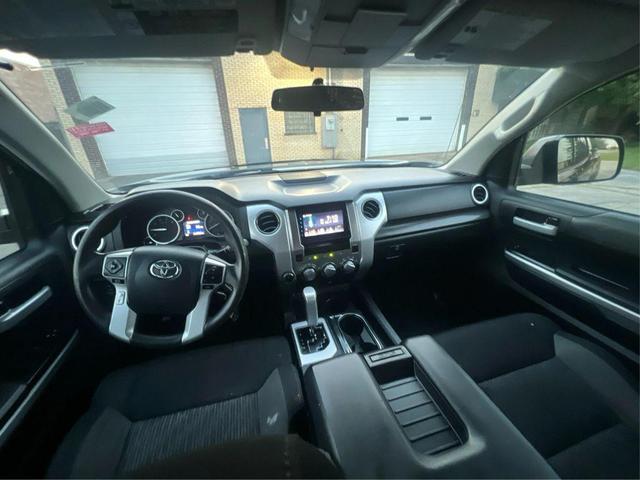 Photo of 2014 Black Toyota Tundra