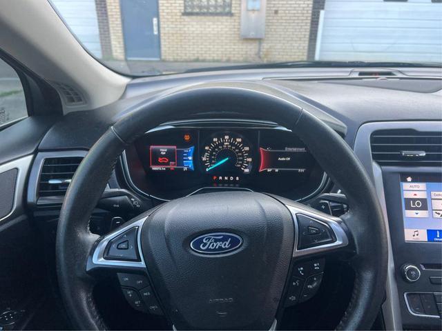 Photo of 2018 Magnetic Metallic Ford Fusion