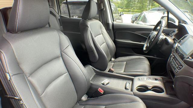 Photo of 2023 Platinum White Pearl Honda Ridgeline
