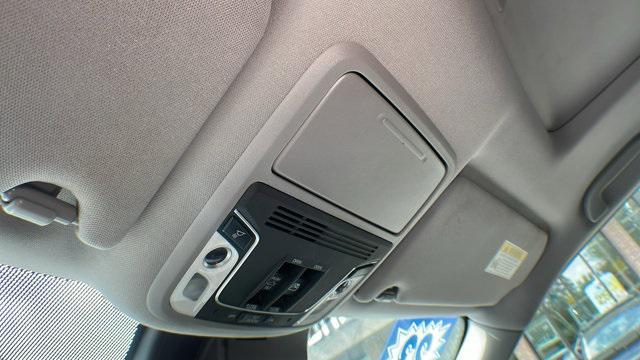 Photo of 2023 Platinum White Pearl Honda Ridgeline