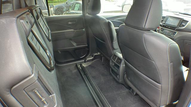 Photo of 2023 Platinum White Pearl Honda Ridgeline