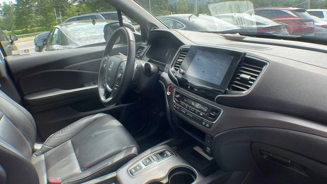 Photo of 2023 Platinum White Pearl Honda Ridgeline