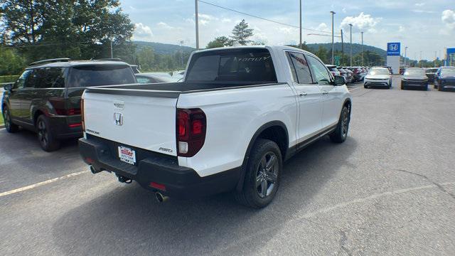 Photo of 2023 Platinum White Pearl Honda Ridgeline