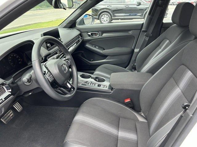Photo of 2023 Platinum White Pearl Honda Civic