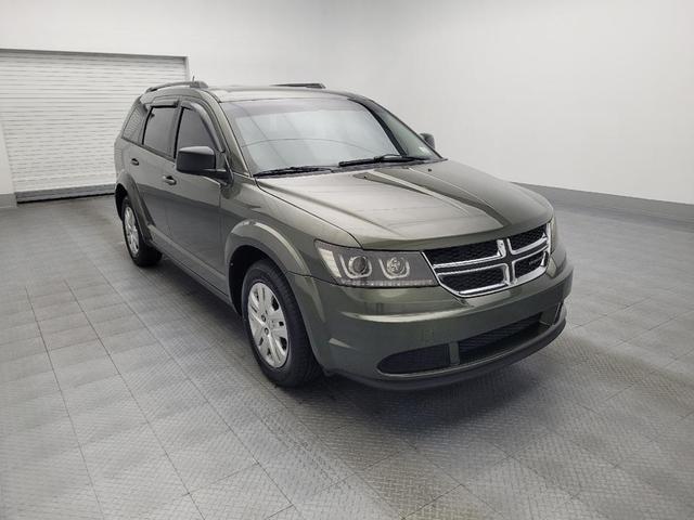 Photo of 2017 Verde Oliva (Olive Green) Dodge Journey