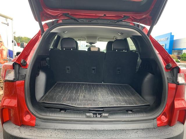 Photo of 2022 Rapid Red Metallic Tinted Clearcoat Ford Escape