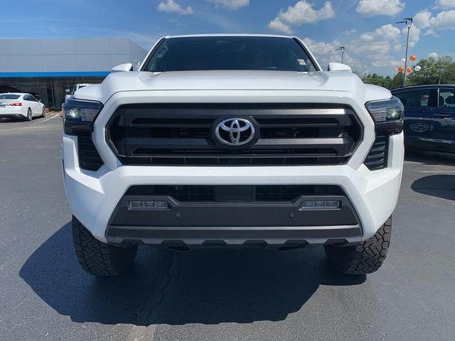 Photo of 2024 Ice Cap Toyota Tacoma