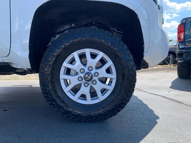 Photo of 2024 Ice Cap Toyota Tacoma