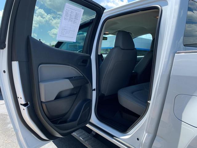 Photo of 2022 Summit White Chevrolet Colorado