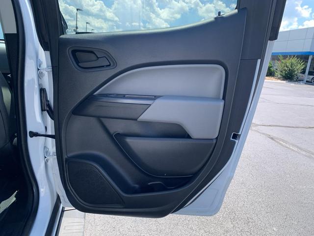 Photo of 2022 Summit White Chevrolet Colorado