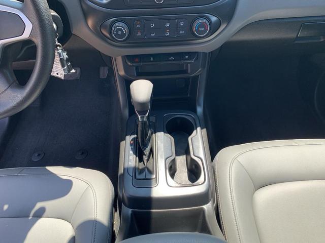 Photo of 2022 Summit White Chevrolet Colorado