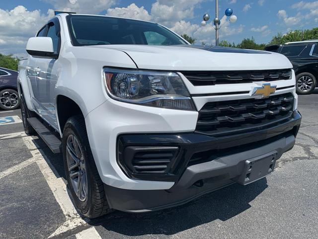 Photo of 2022 Summit White Chevrolet Colorado