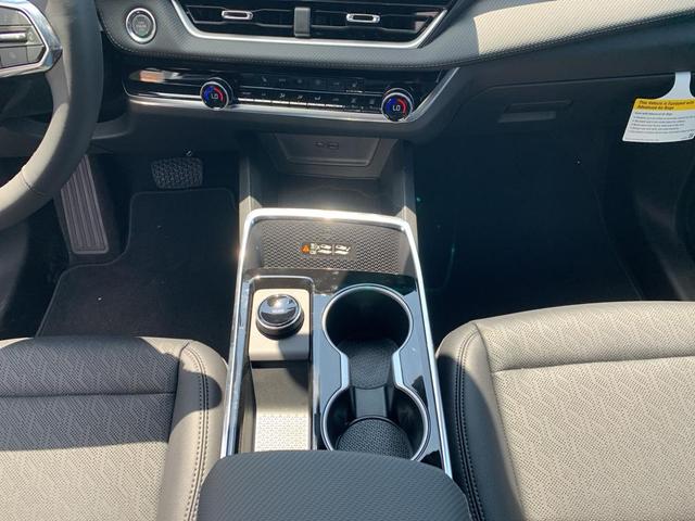Photo of 2026 Summit White Chevrolet Equinox
