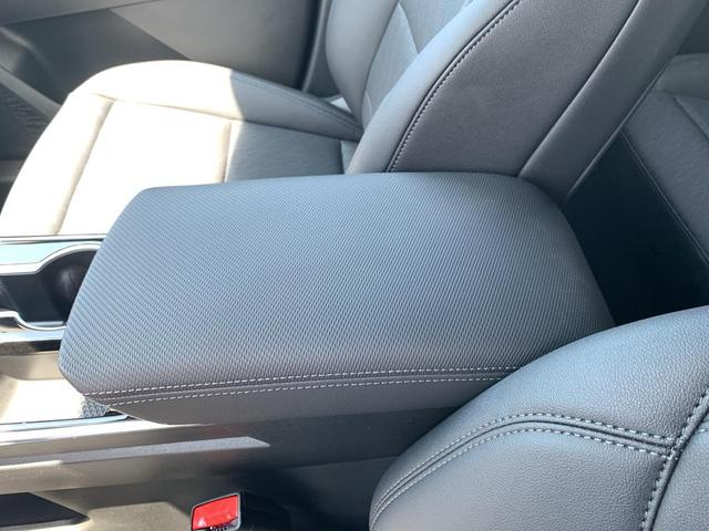 Photo of 2026 Summit White Chevrolet Equinox