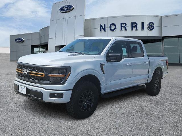 Photo of 2025 Space White Metallic Ford F-150