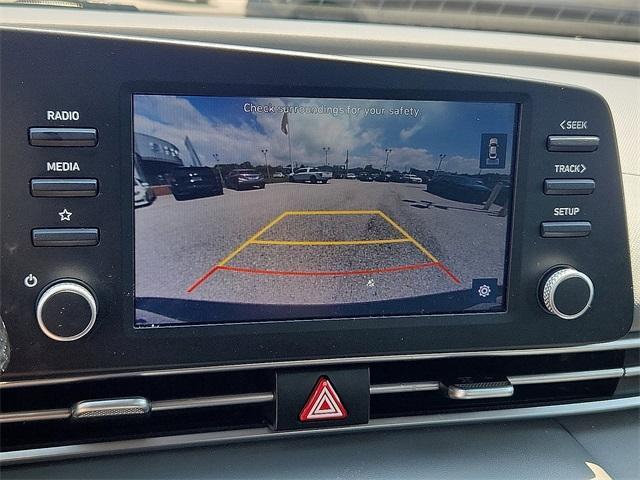 Photo of 2023 Phantom Black Hyundai ELANTRA