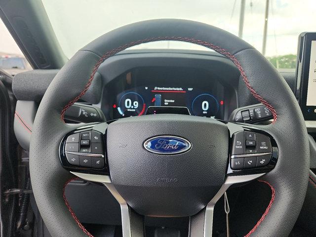 Photo of 2025 Carbonized Gray Metallic Ford Explorer