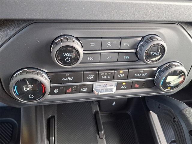 Photo of 2025 Azure Gray Metallic Ford Bronco