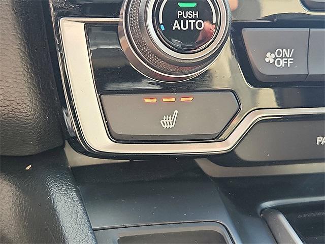 Photo of 2022 Platinum White Pearl Honda CR-V