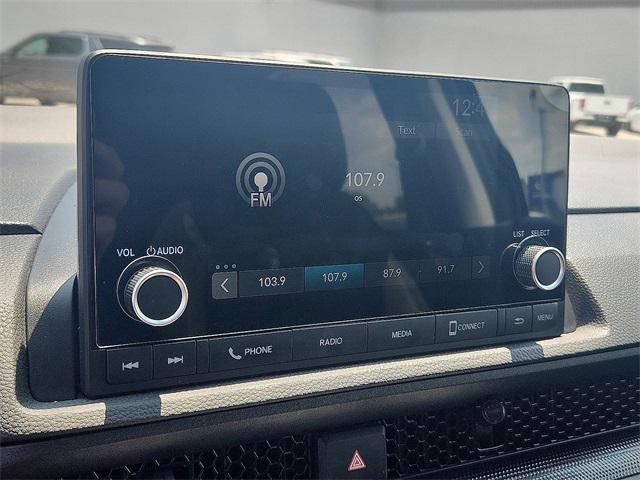 Photo of 2024 Crystal Black Pearl Honda CR-V