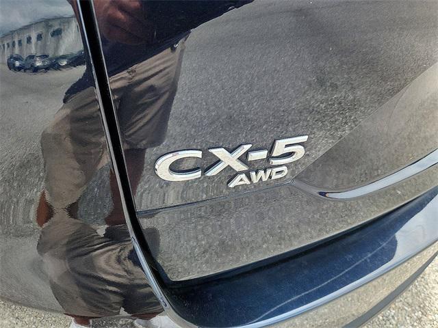 Photo of 2020 Deep Crystal Blue Mica Mazda CX-5
