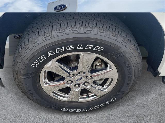 Photo of 2019 Oxford White Ford F-150