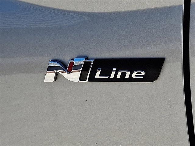 Photo of 2022 Shimmering Silver Pearl Hyundai SONATA