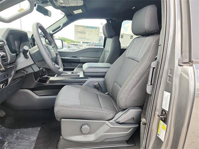 Photo of 2025 Carbonized Gray Metallic Ford F-150
