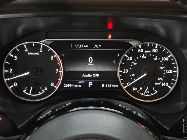 Photo of 2022 White Nissan Rogue