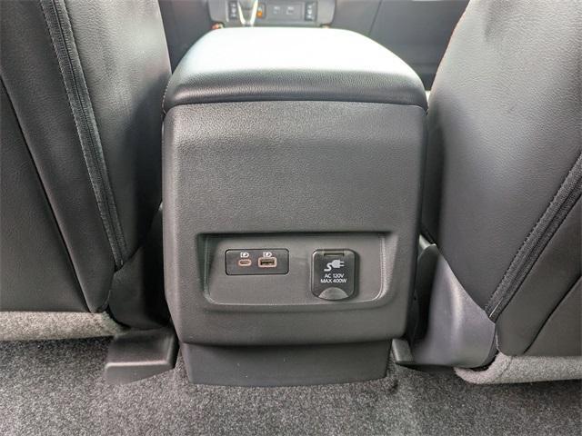 Photo of 2025 Glacier White Nissan Frontier