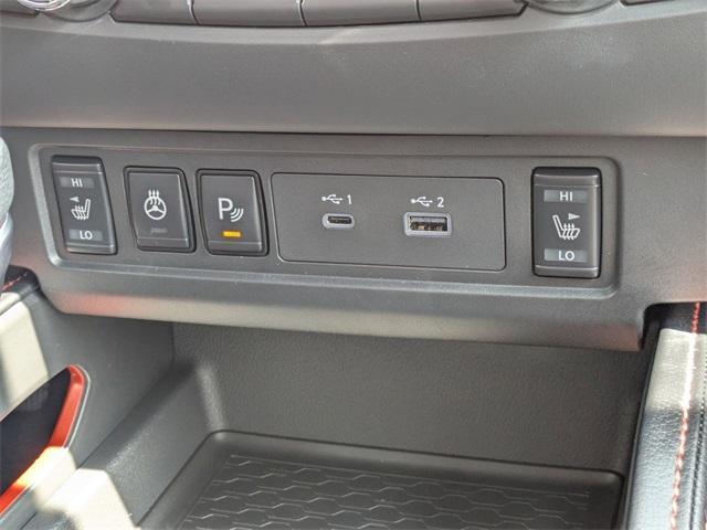 Photo of 2025 Glacier White Nissan Frontier