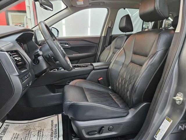 Photo of 2022 Gun Metallic Nissan Rogue