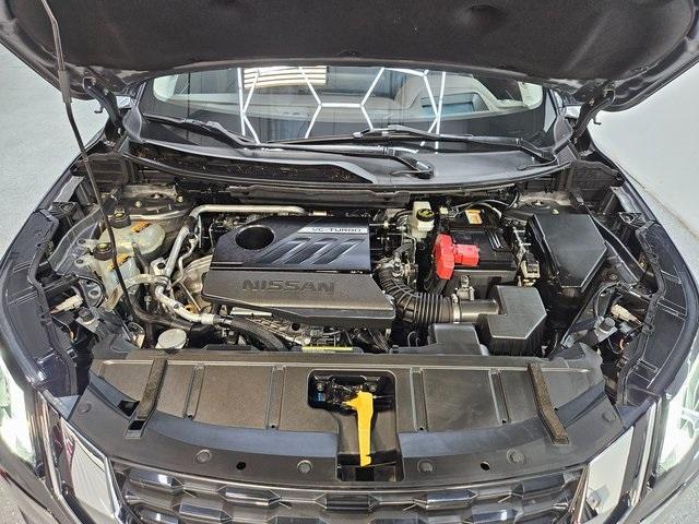 Photo of 2022 Gun Metallic Nissan Rogue