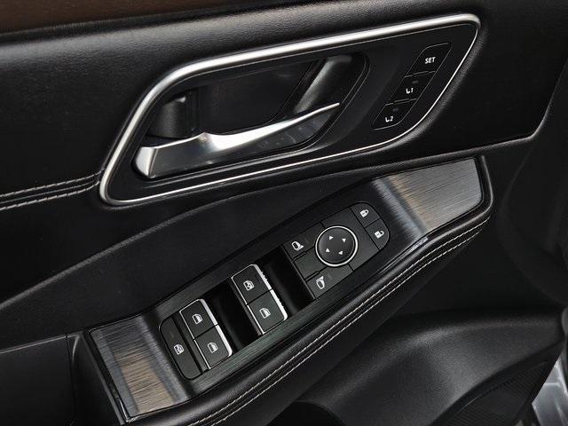 Photo of 2022 Gun Metallic Nissan Rogue