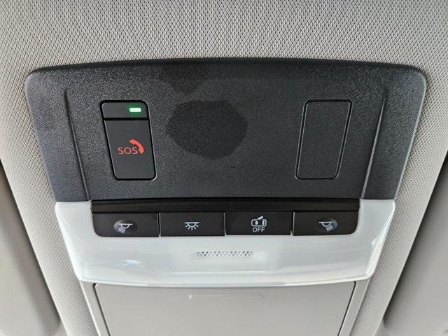Photo of 2022 Brilliant Silver Metallic Nissan Rogue