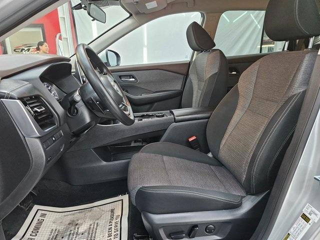Photo of 2022 Brilliant Silver Metallic Nissan Rogue