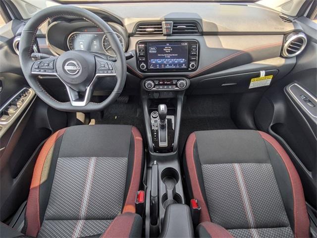 Photo of 2025 Gray Sky Pearl Nissan Versa