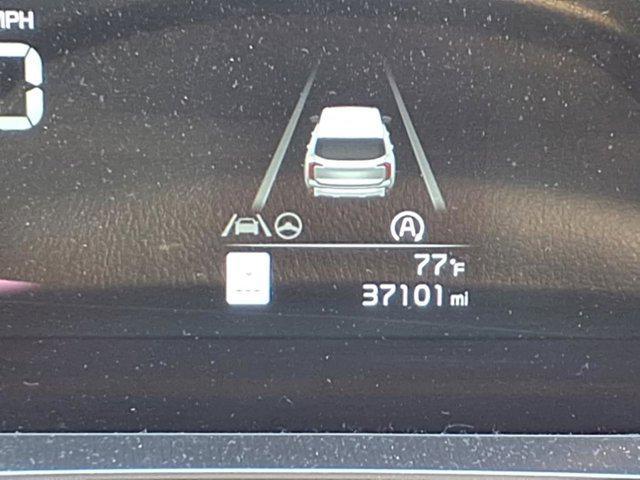 Photo of 2023 Ebony Black Kia Telluride