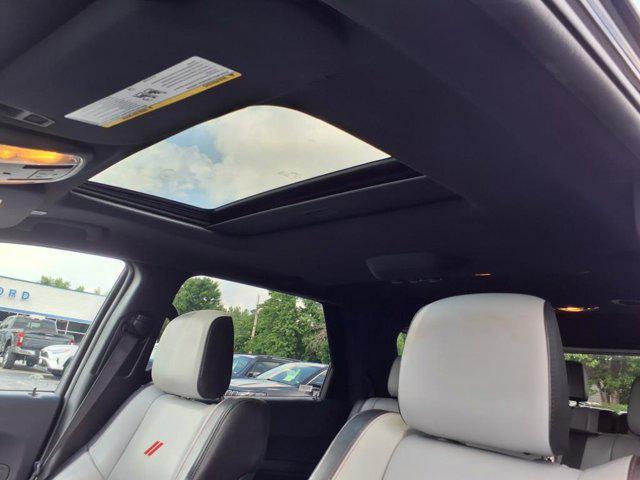 Photo of 2024 DB Black Clearcoat Dodge Durango