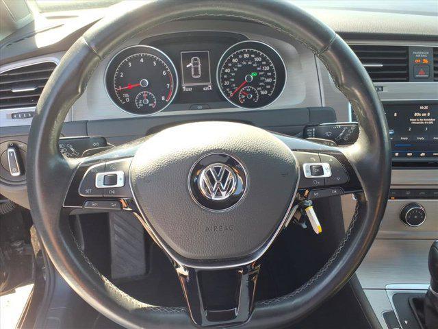 Photo of 2017 Black Volkswagen Golf