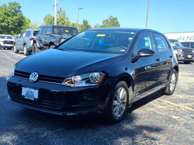 Photo of 2017 Black Volkswagen Golf