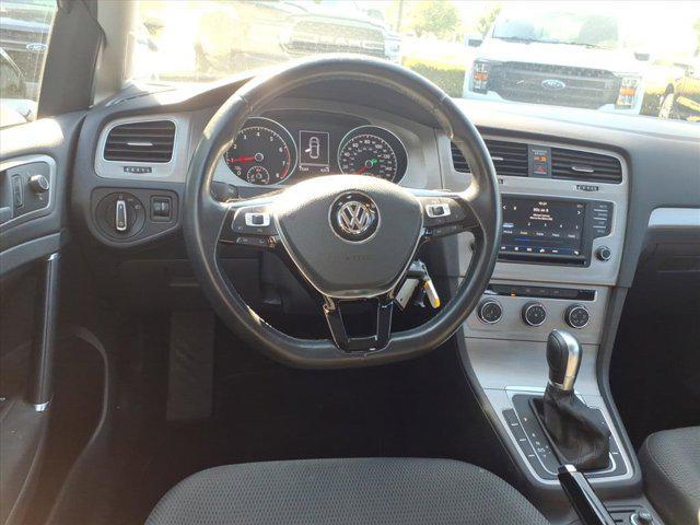 Photo of 2017 Black Volkswagen Golf