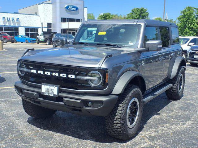 Photo of 2023 Carbonized Gray Metallic Ford Bronco