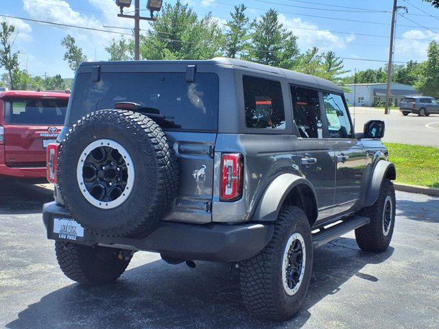 Photo of 2023 Carbonized Gray Metallic Ford Bronco