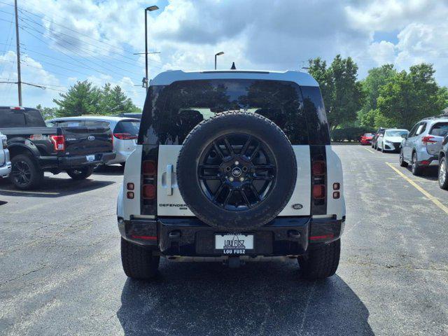 Photo of 2022 Hakuba Silver Metallic Land Rover Defender