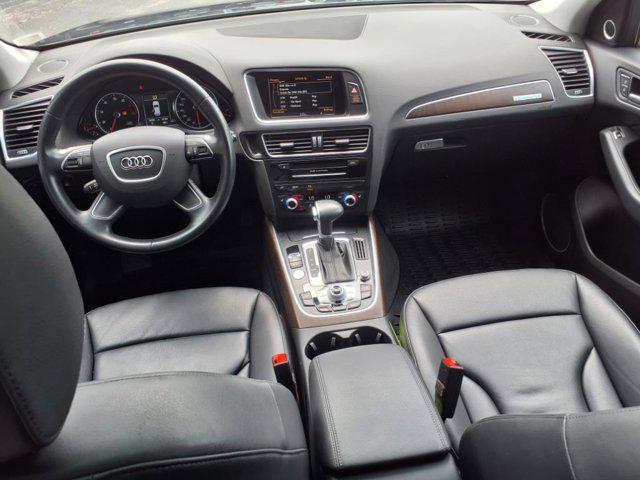 Photo of 2017 Black Metallic Audi Q5