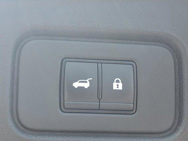 Photo of 2024 Solid Gray/Super Black Nissan Pathfinder