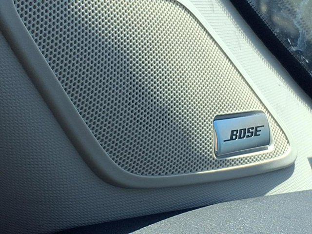 Photo of 2024 Solid Gray/Super Black Nissan Pathfinder