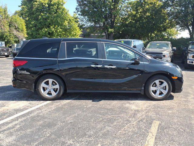 Photo of 2018 Crystal Black Pearl Honda Odyssey